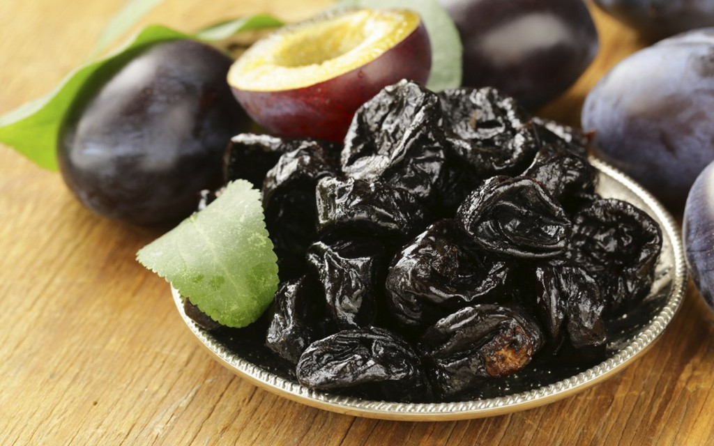 Ameixa fruta: 40 benefícios, informação nutricional e malefícios