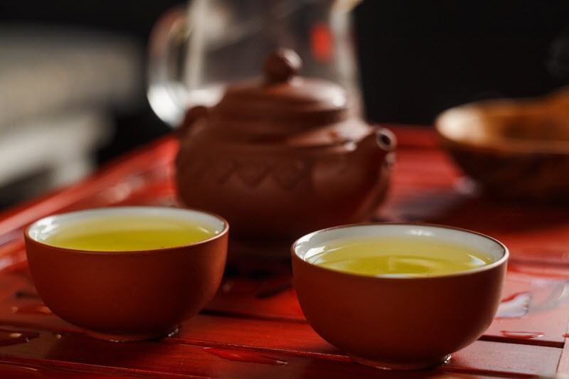 Chá Oolong serve para quê? Veja benefícios e como fazer