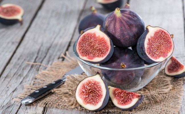 Figo fruta: 40 benefícios, informação nutricional e malefícios