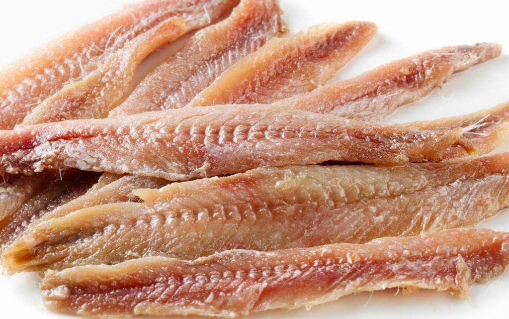 Anchova: 30 benefícios, informação nutricional e malefícios