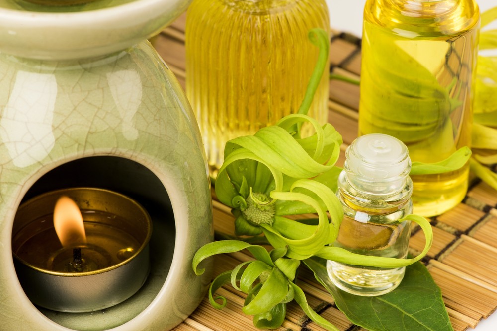 Óleo de Ylang Ylang para que serve? como tomar, benefícios e malefícios