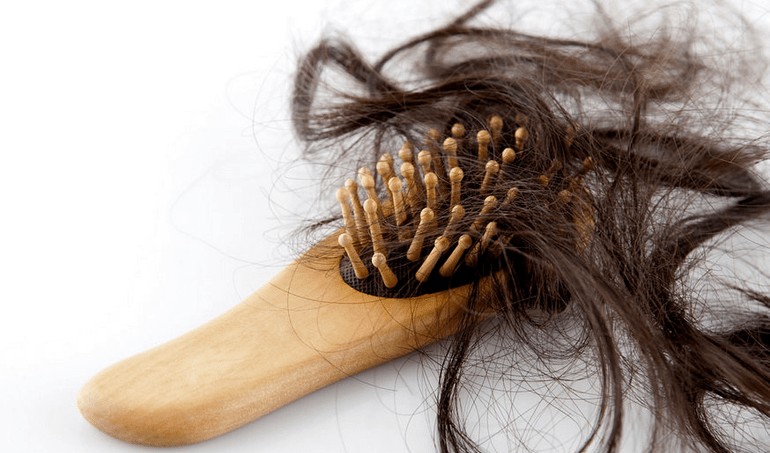 Como Fazer o Cabelo Parar de Cair: dicas, tratamentos e benefícios